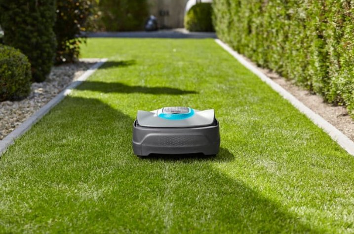 GARDENA smart SILENO city 500. Tondeuse robot connectée. 500m². Tond sous la pluie. Capteur de gel. Nettoyage à l’eau. Ultra-silencieuse – Image 3