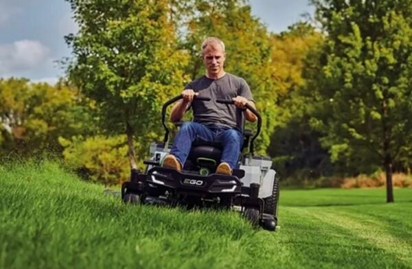 pack tondeuse autoportée z6 zéro turn ego – 107 cm – zt4201e + 6 batteries ego