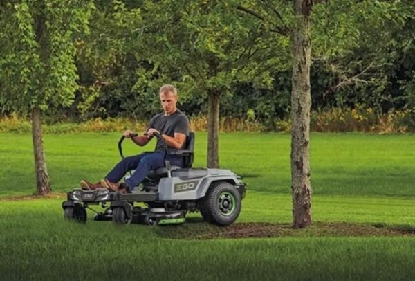 pack tondeuse autoportée z6 zéro turn ego – 107 cm – zt4201e + 6 batteries ego